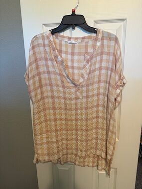 Jane and Delancey Cream and Tan Plaid V-Neck Tunic